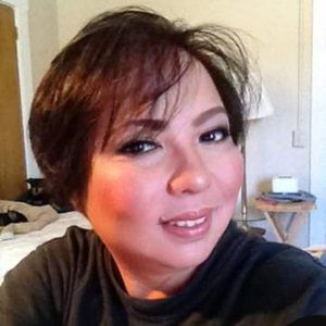 Meet your Posher, Ester